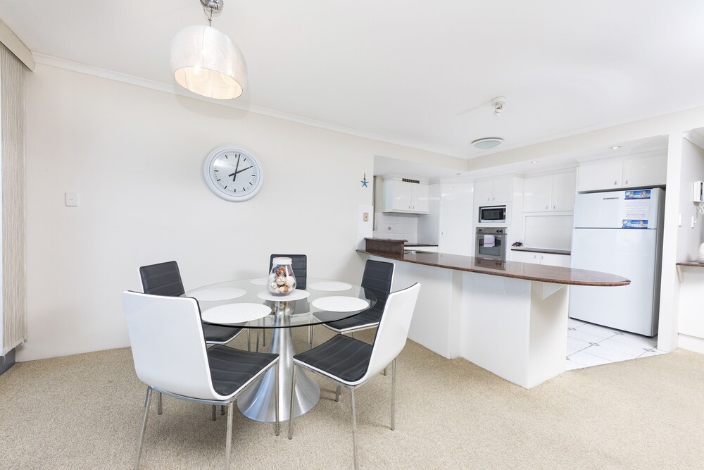 Apartment, 2 Bedrooms, Beach View - In-Room Kitchen