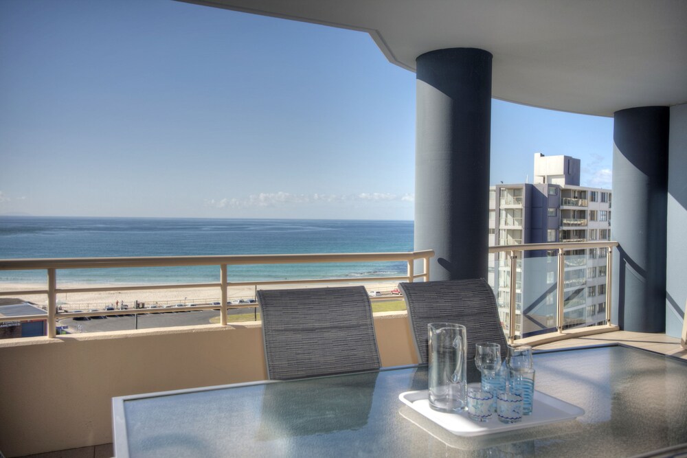 Apartment, 3 Bedrooms, Beach View - Balcony