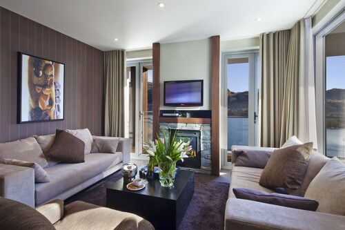 Queenstown Village Apartments