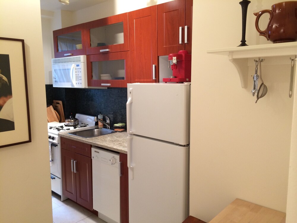 Large Prewar Studio, W65th/Broadway - In-Room Kitchen