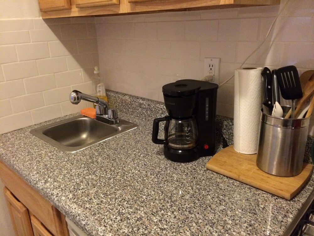 Classic Studio, W71st/Broadway - In-Room Kitchenette