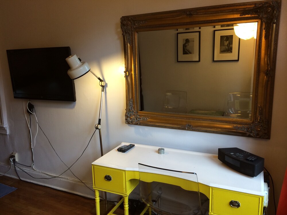 Classic Studio, W71st/Broadway - In-Room Amenity