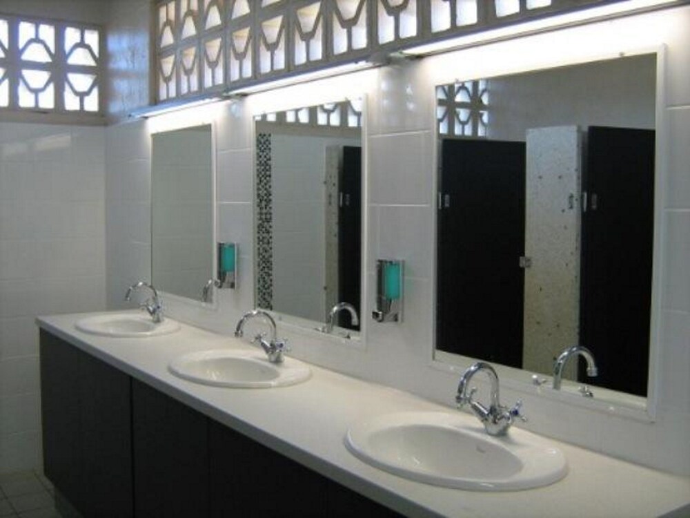 Economy Cabin (No Ensuite) - Bathroom