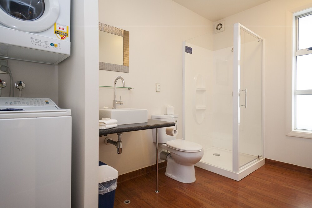 Deluxe Room, Non Smoking, Kitchen (Deluxe 1 Bedroom Suite)