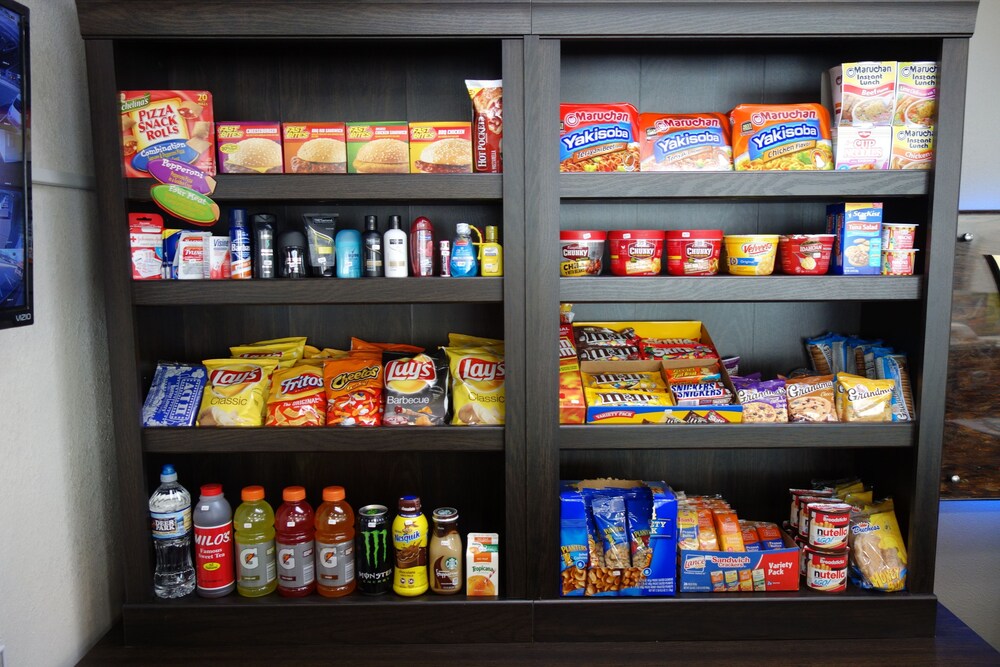 Snack Bar