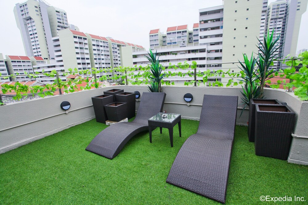 Sundeck