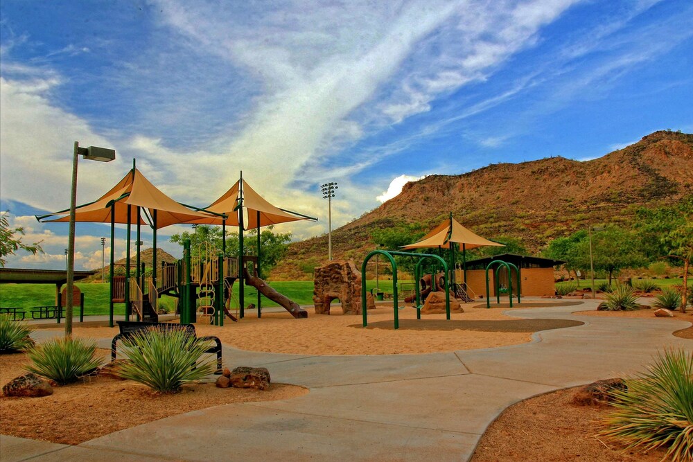 Childrens Play Area - Outdoor