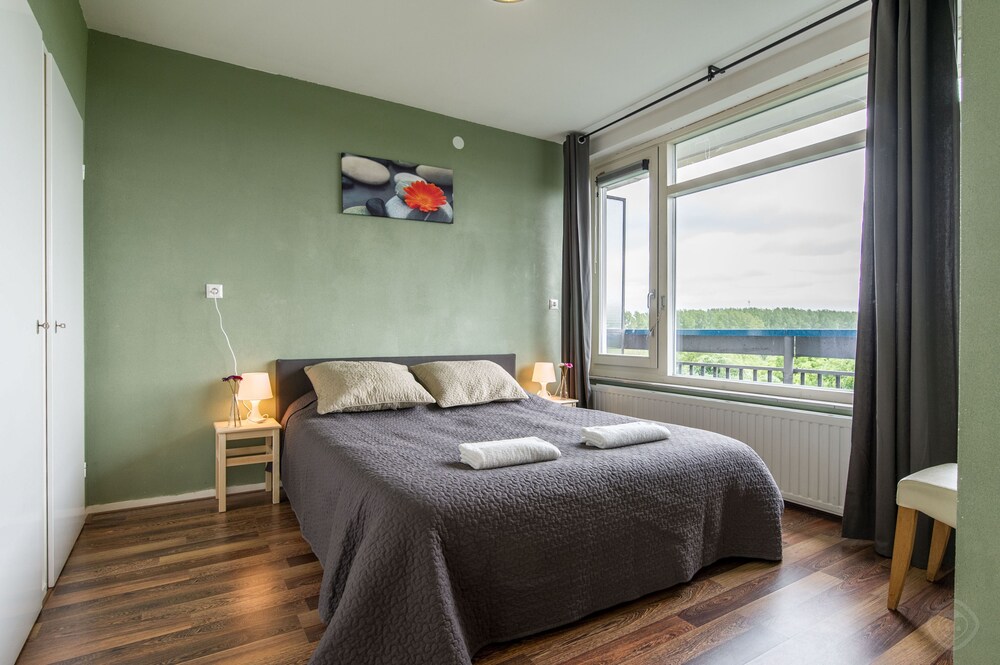 Apartment, 2 Bedrooms, Garden View - Guestroom