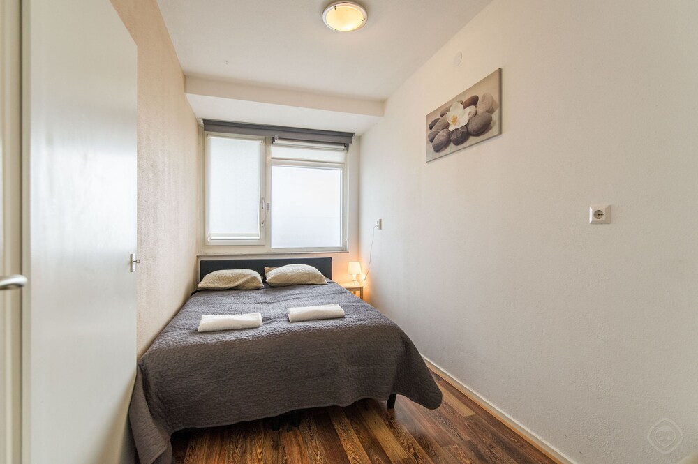 Apartment, 2 Bedrooms, Garden View - Guestroom