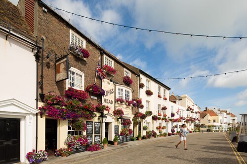The Kings Head & Channel View