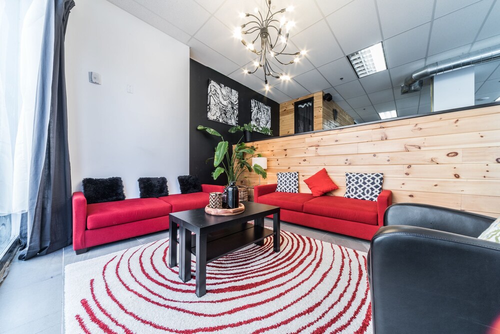 Superior Apartment, 5 Bedrooms - Guestroom