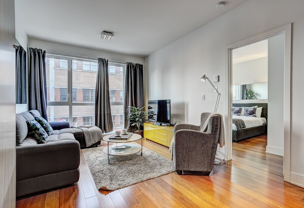 Quartier des spectacles, PA - St-Dominique - Living Room