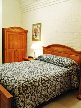 Standard Suite, 1 Queen Bed with Sofabed - Guestroom