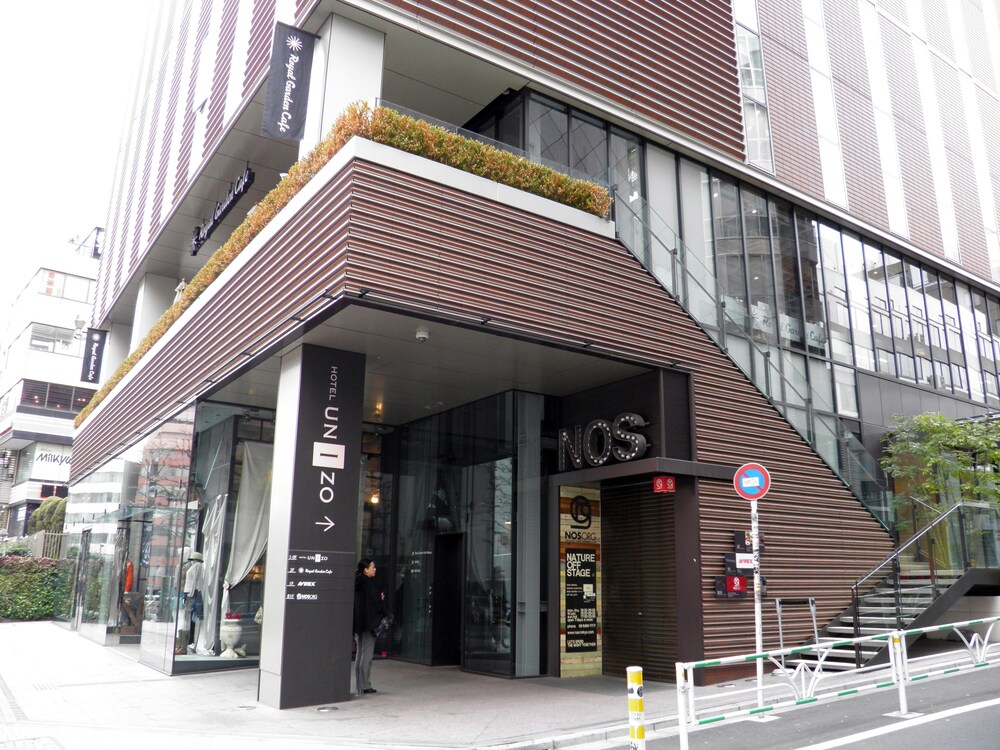 호텔 입구