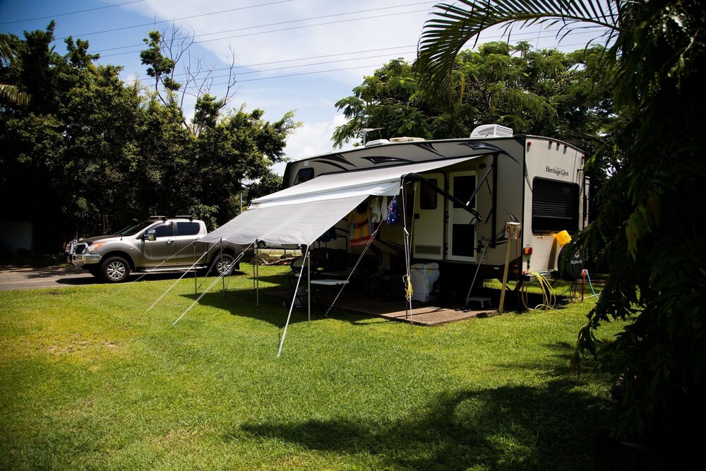 Powered Site - No Beds (Empty Lot) - Garden View