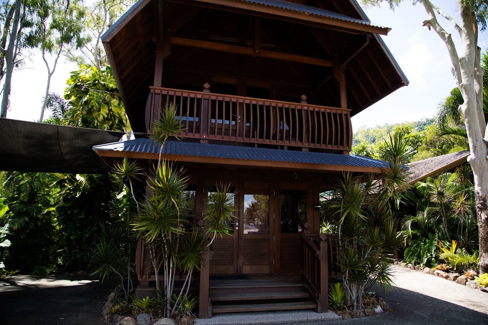2 Storey Bali Villa - Balcony View