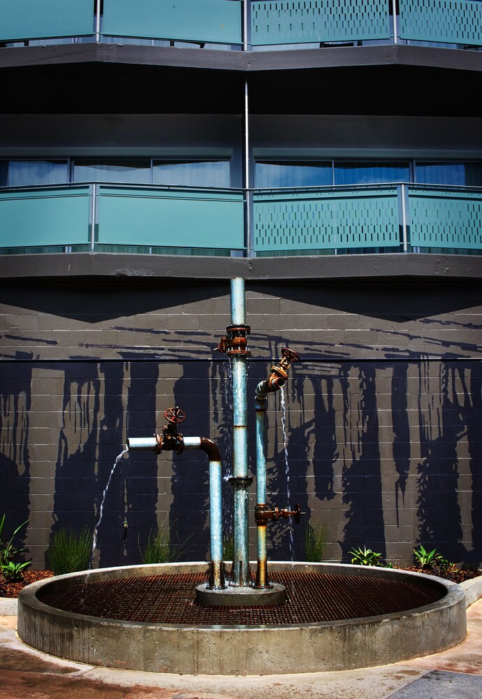 Fountain, Hotel Zephyr San Francisco