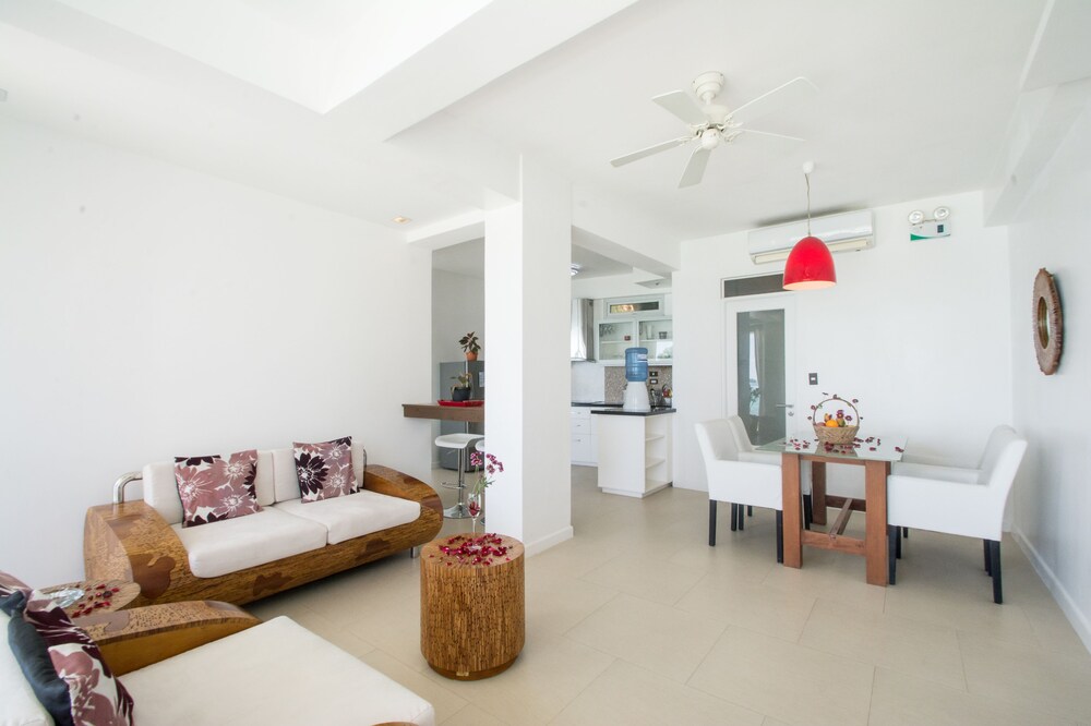 객실 (Biliran Suites)