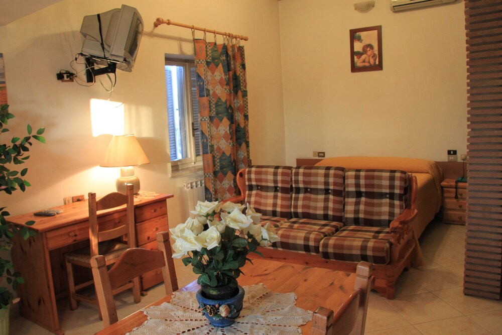 Area soggiorno (Appartamento, 1 camera da letto, angolo cottura)