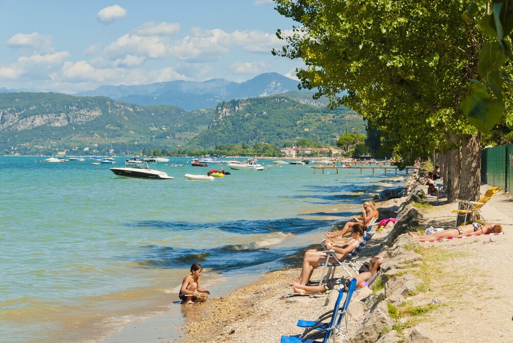 Strand