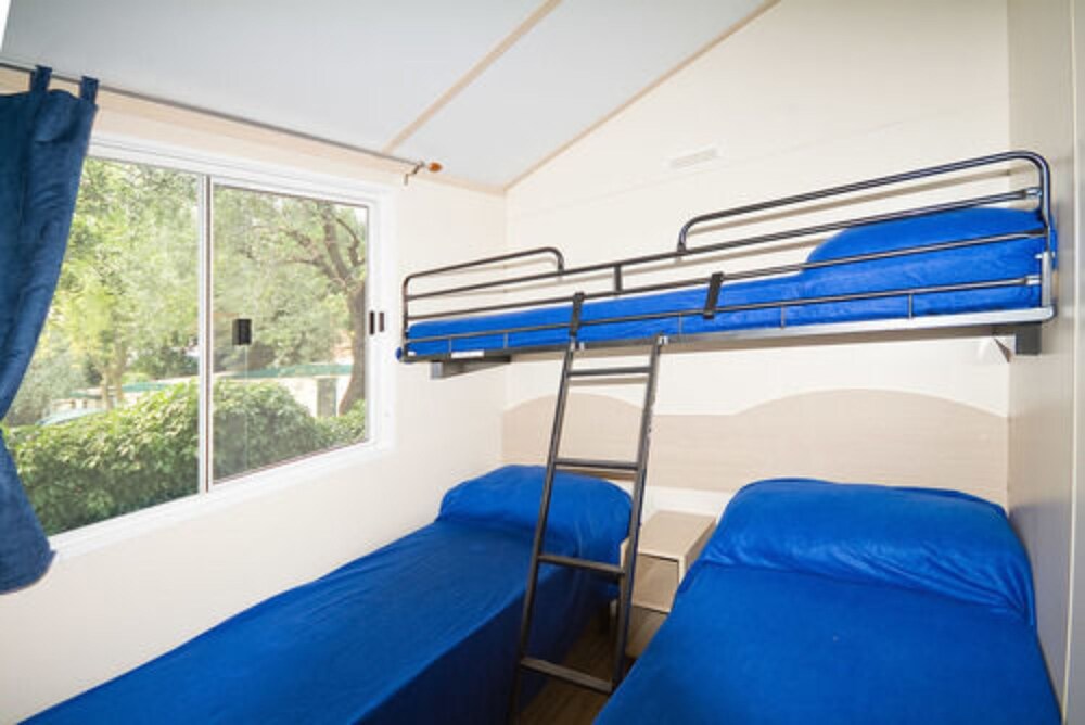 Zimmer (Mobile Unterkunft (5 + 1 people))