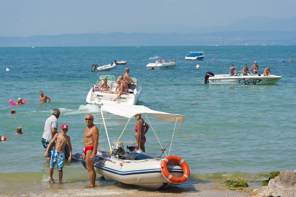 Strand