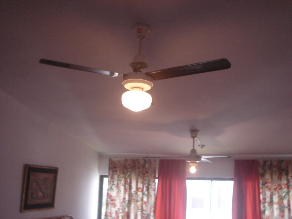 거실 (Conchita 2 Apartment)