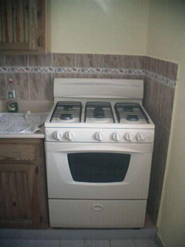 객실 내 주방 (Two Bedroom Apartment)
