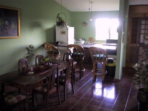 거실 공간 (Conchita Grande One Bedroom Apartment)