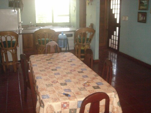 객실 내 식사 (Conchita Grande One Bedroom Apartment)