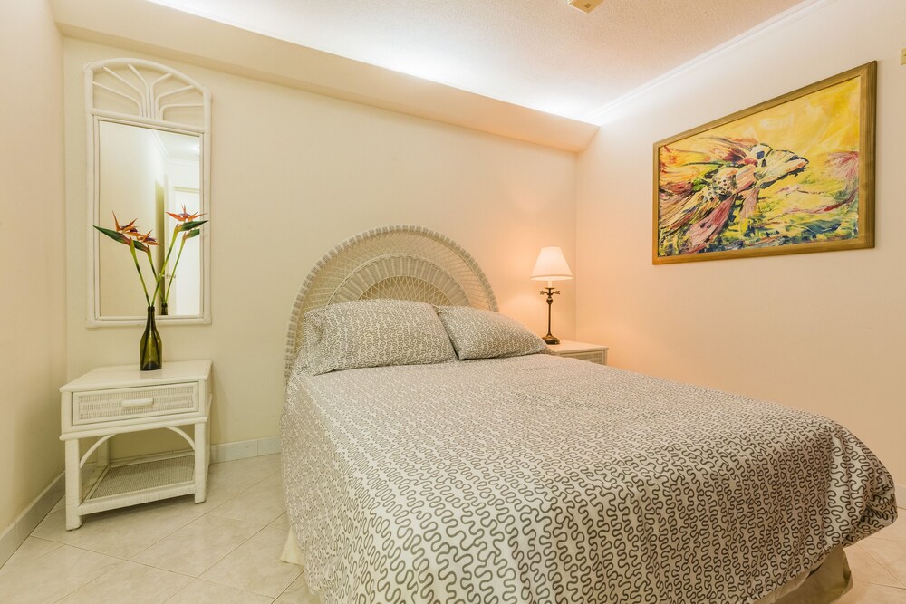 객실 (2 Bedroom Apartment )