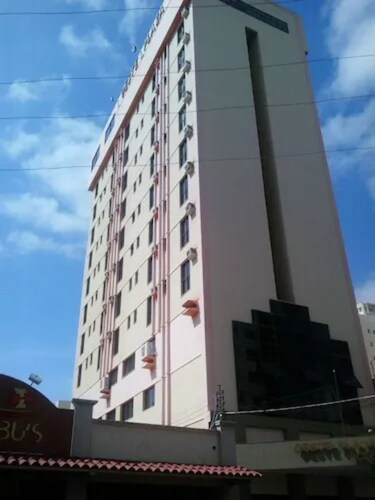 Oft Plaza Oeste Hotel