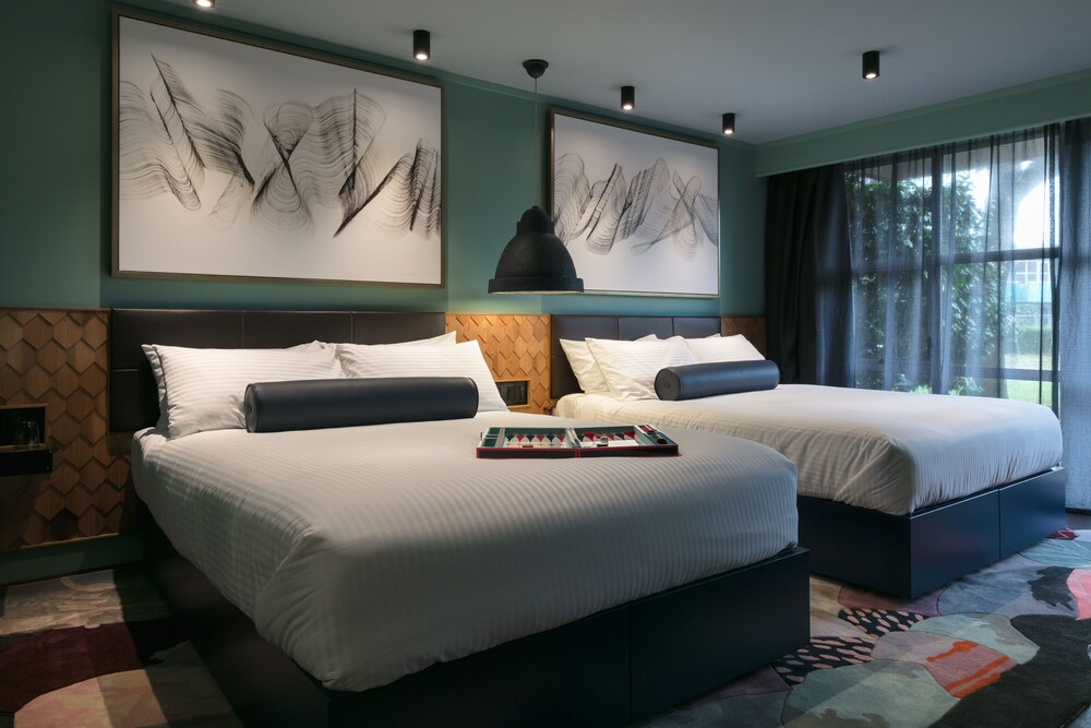 Guestroom