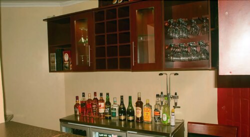 Hotel Bar