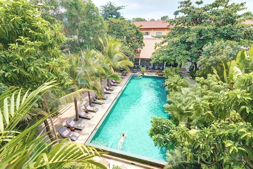 Plantation Urban Resort & Spa