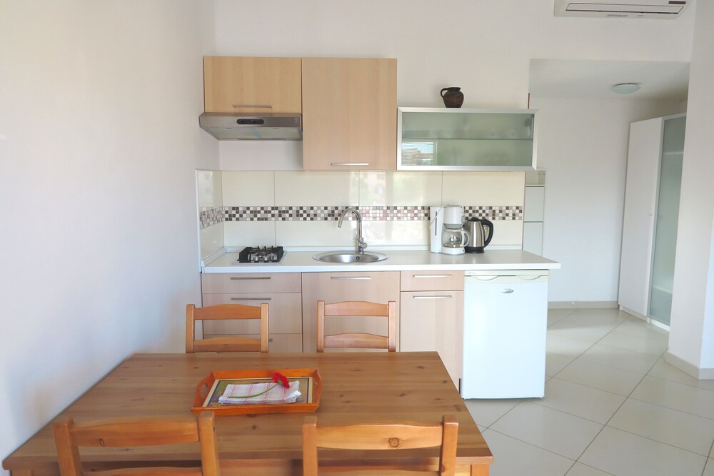 Basic Apartment, 1 Bedroom - In-Room Kitchenette