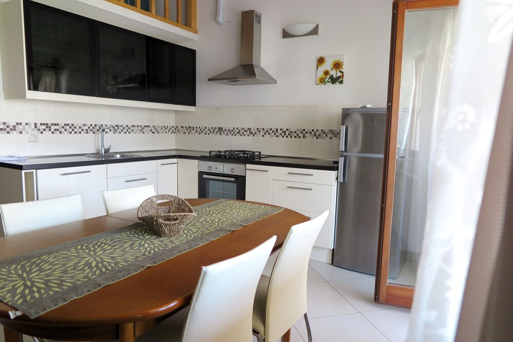 Superior Studio Suite, 1 Bedroom, Balcony, Garden View - In-Room Kitchen