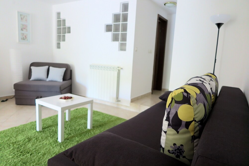Family Apartment, 1 Bedroom, Kitchen, Garden Area - Living Area