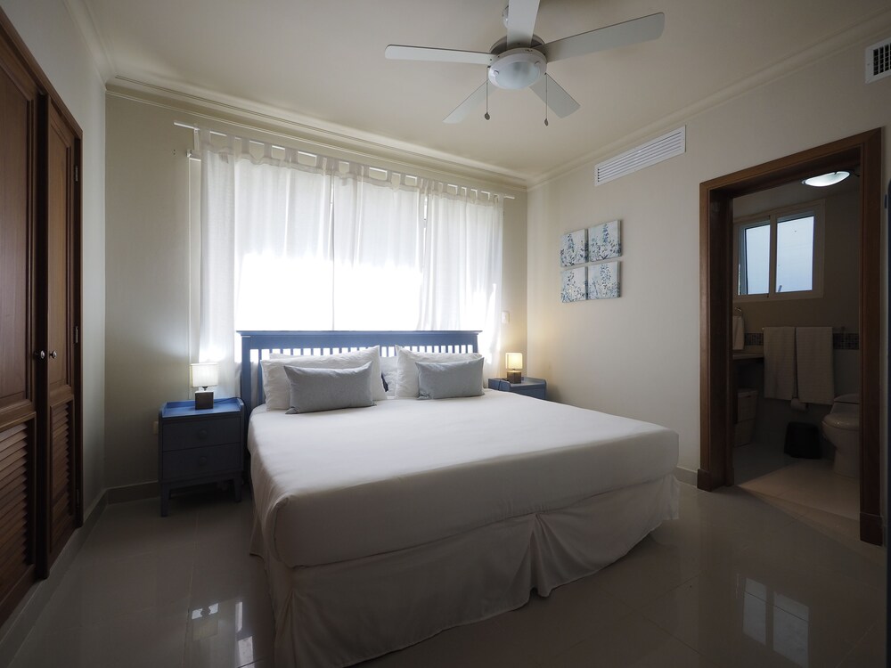 객실 (Apartment Three Bedrooms)