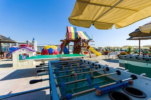 Area giochi per bambini (all'aperto)