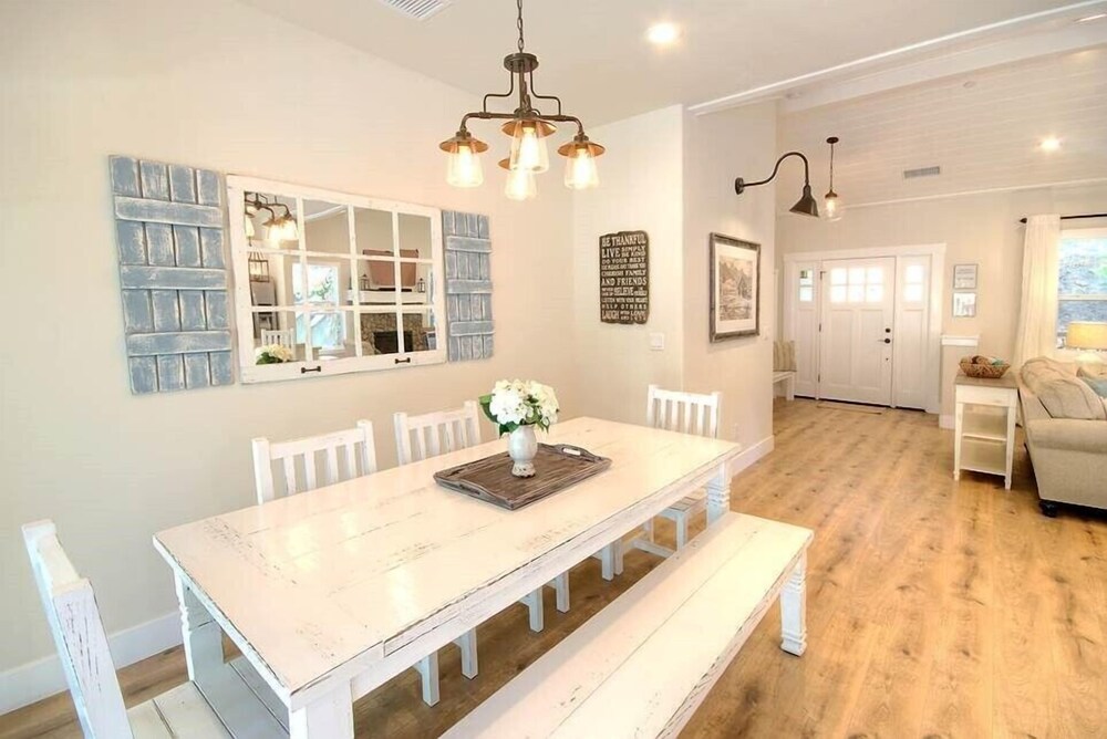 객실 내 식사 (코티지, 침실 3개 (Craftsman Cottage, 3 Bedroom - 7304 B))