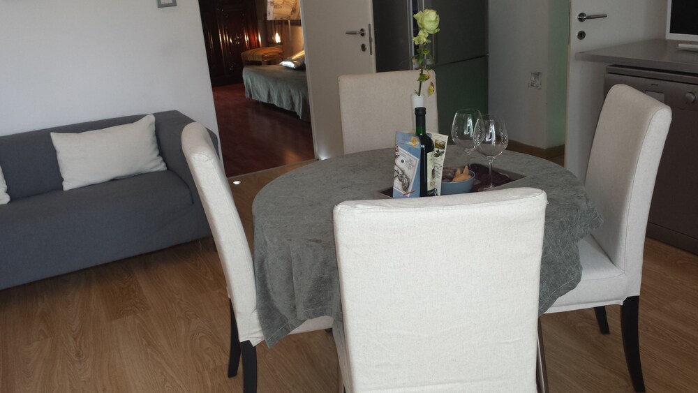 Pasti in camera (Appartamento Deluxe, 2 camere da letto)