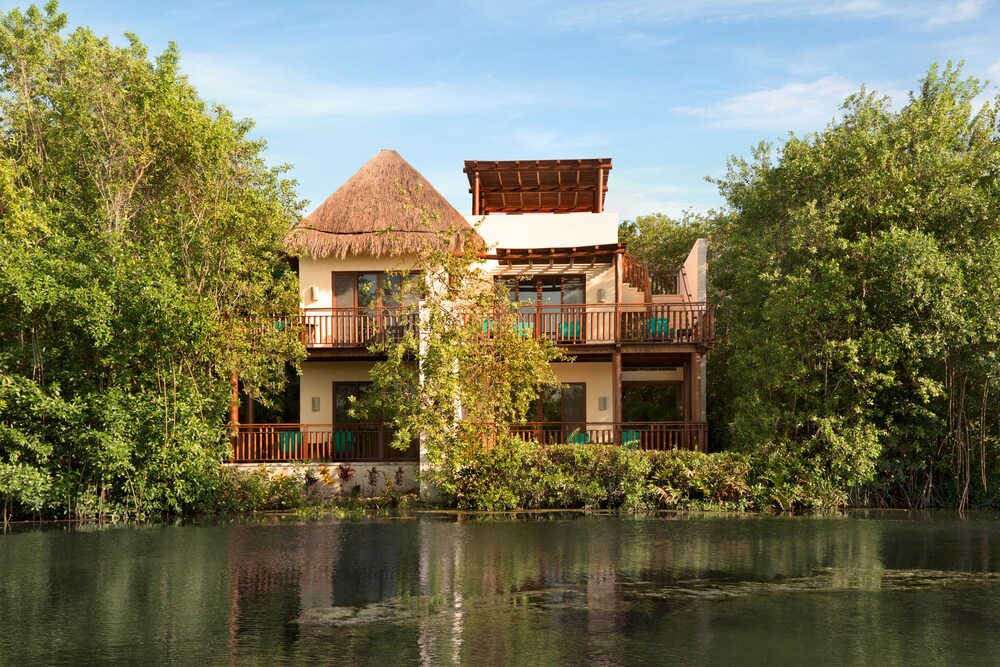 Lake View