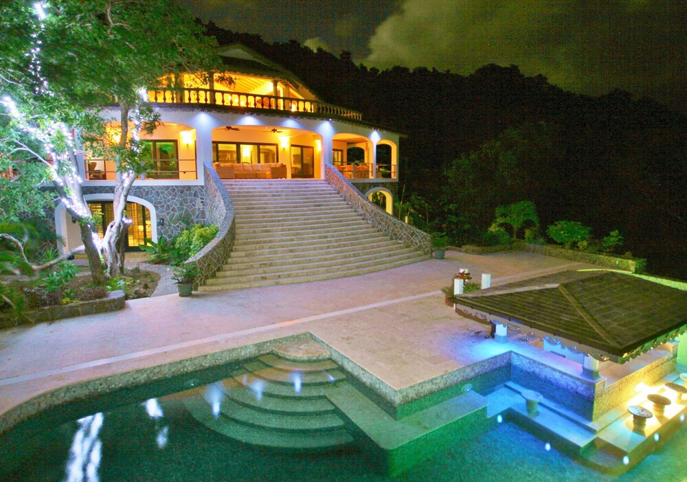 객실 (럭셔리 아파트, 침실 2개, 주방, 바다 전망 (Pool House))