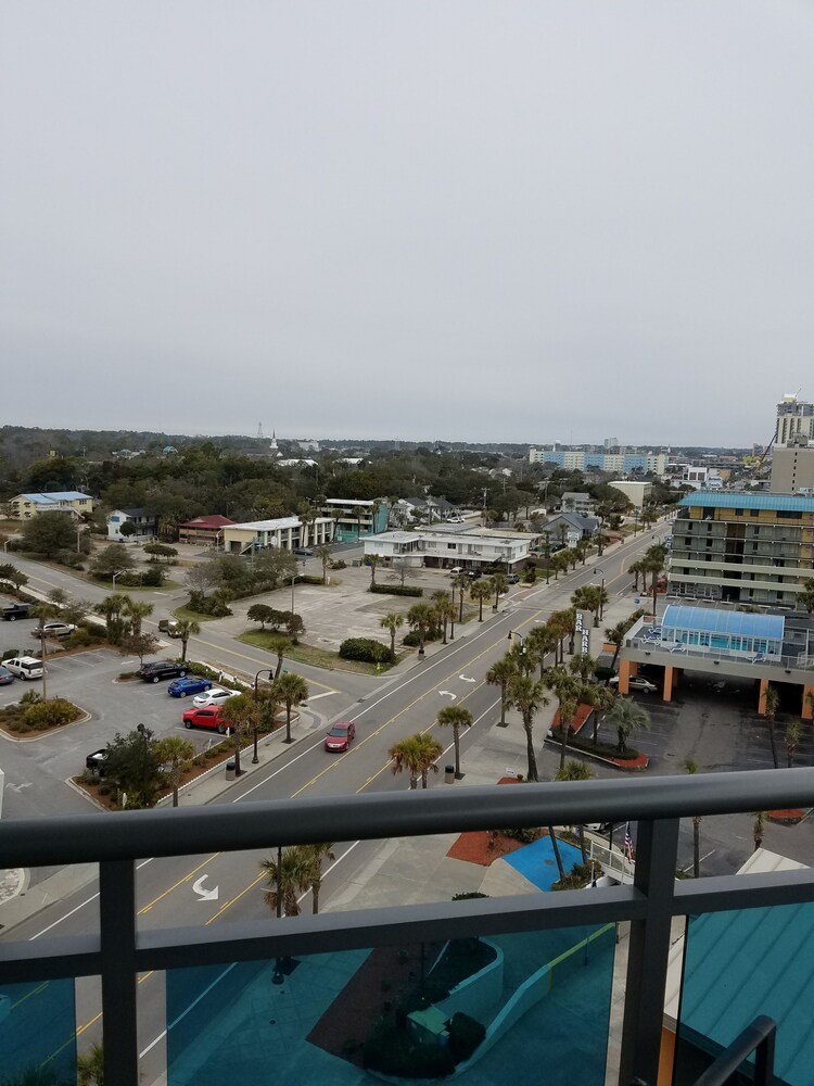 Condo, 2 Bedrooms, 180 degree Ocean View, with Balcony - Balcony View