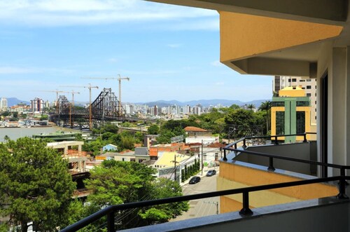 Rede Andrade Lumar