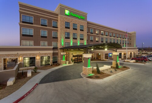Holiday Inn San Marcos-Convention CTR Area, an IHG Hotel