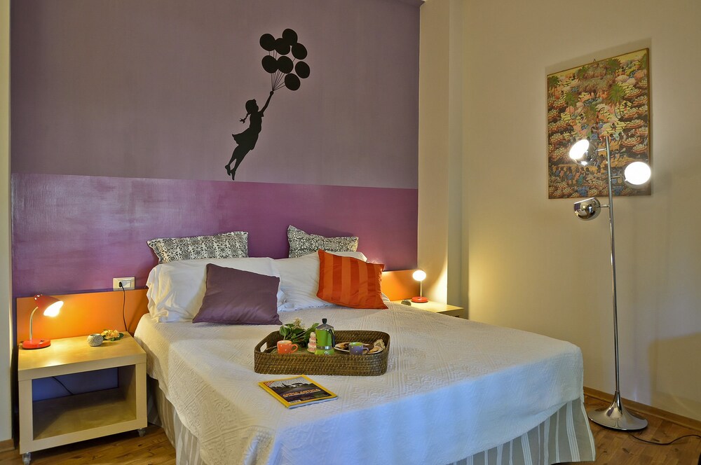 객실 (Lamps Apartment)