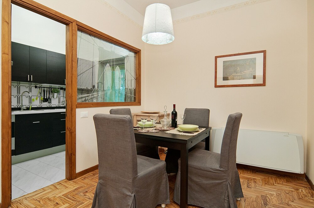 거실 (Carpe Diem Apartment)