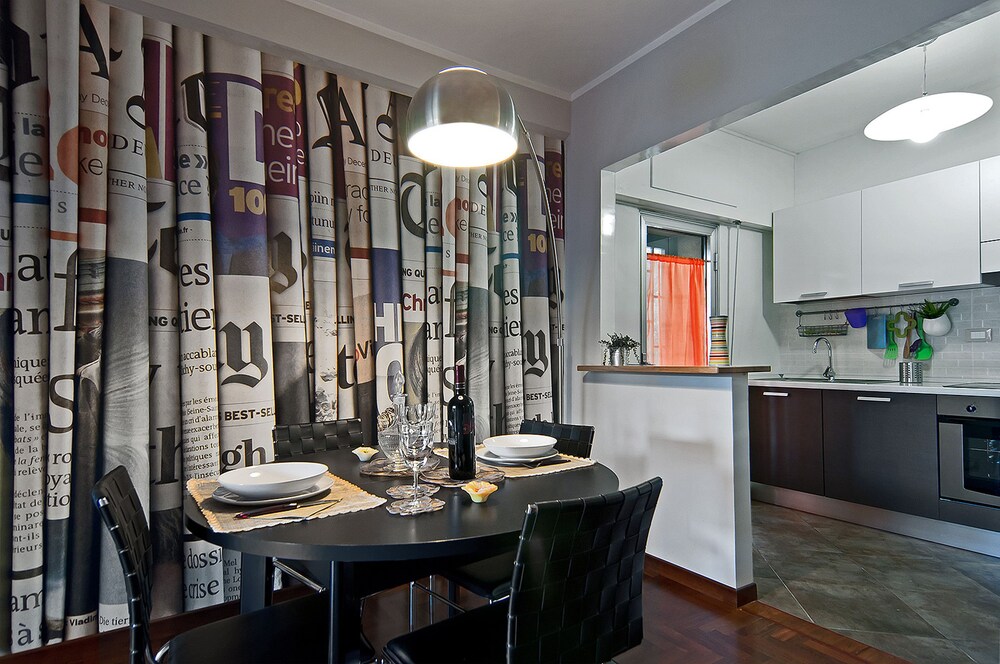 거실 (Arabesque Apartment)
